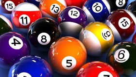 足球比分-巅峰对决30分钟，詹姆斯激战德罗巴，胜负难料！